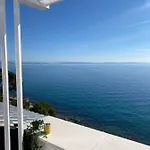 Ria Lungomare רייקה